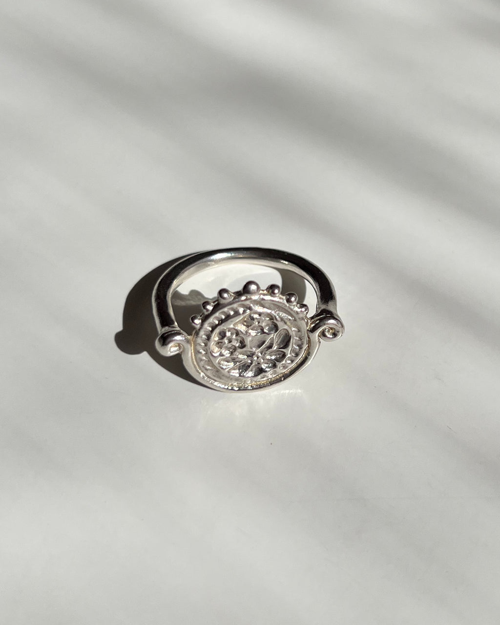 Iris Ring