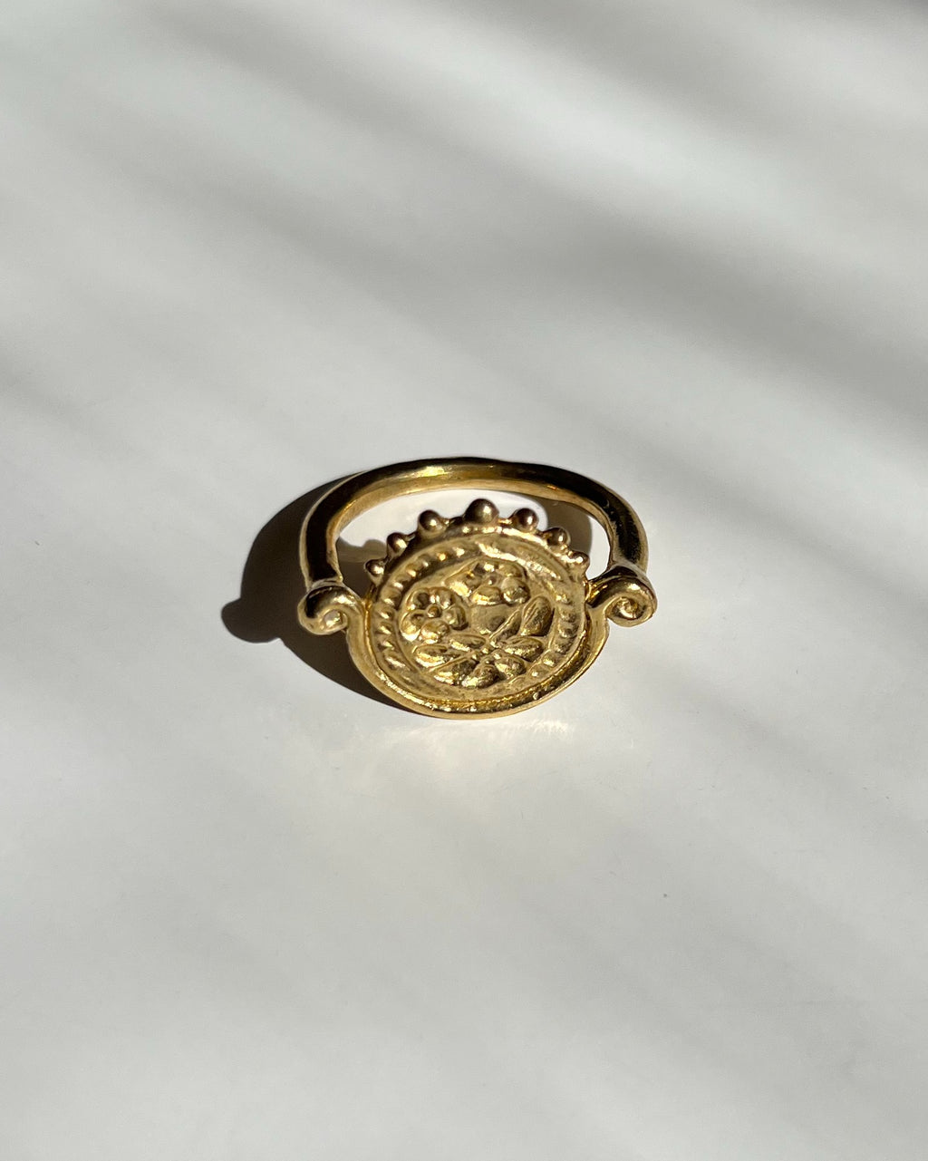 Iris Ring