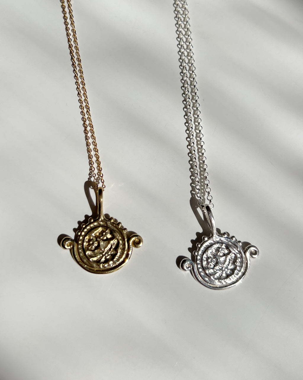 Iris Pendant Necklace