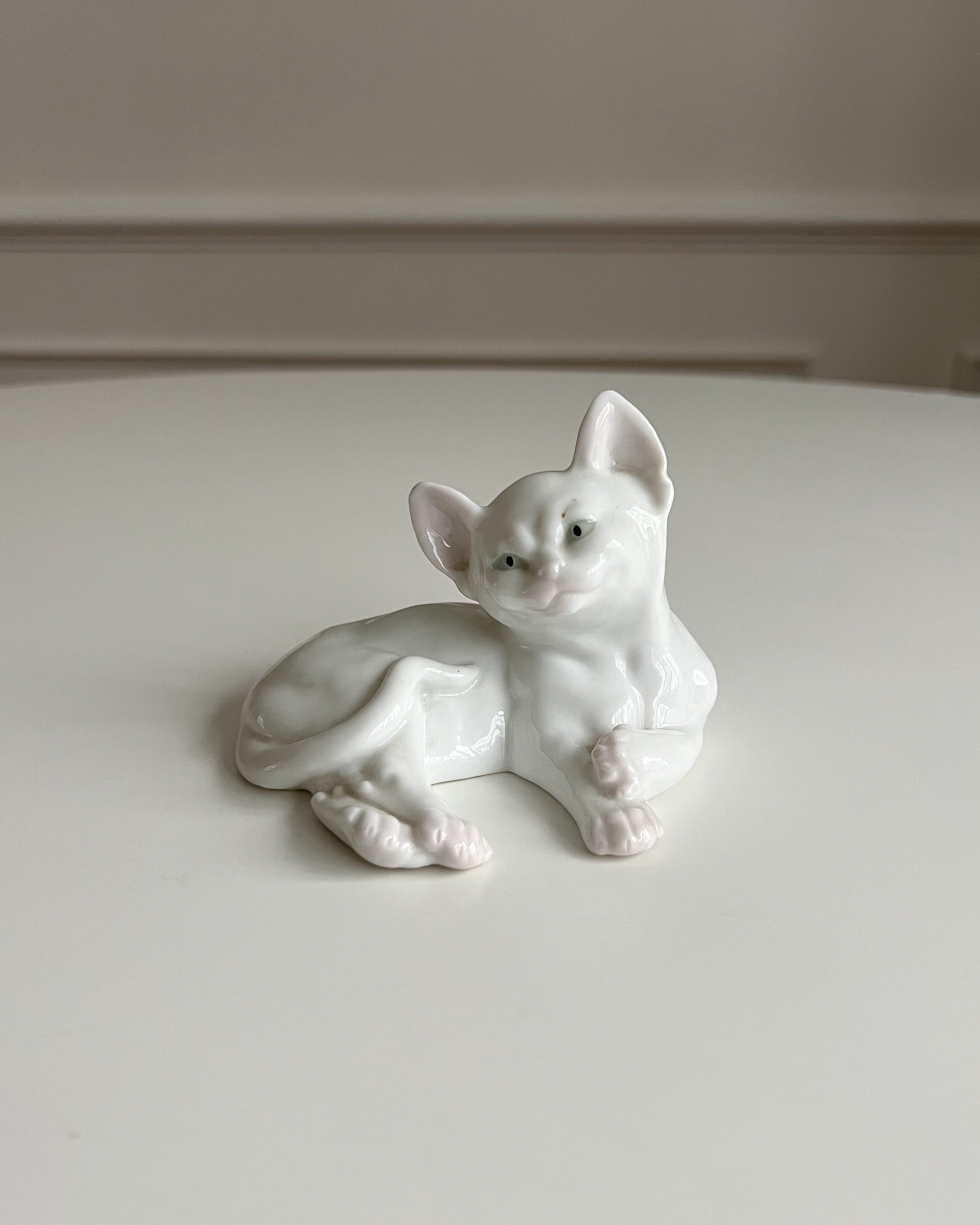 Vintage Cat Figurine